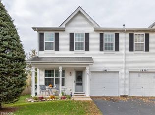 2841 Cedar Glade Dr, Naperville, IL 60564