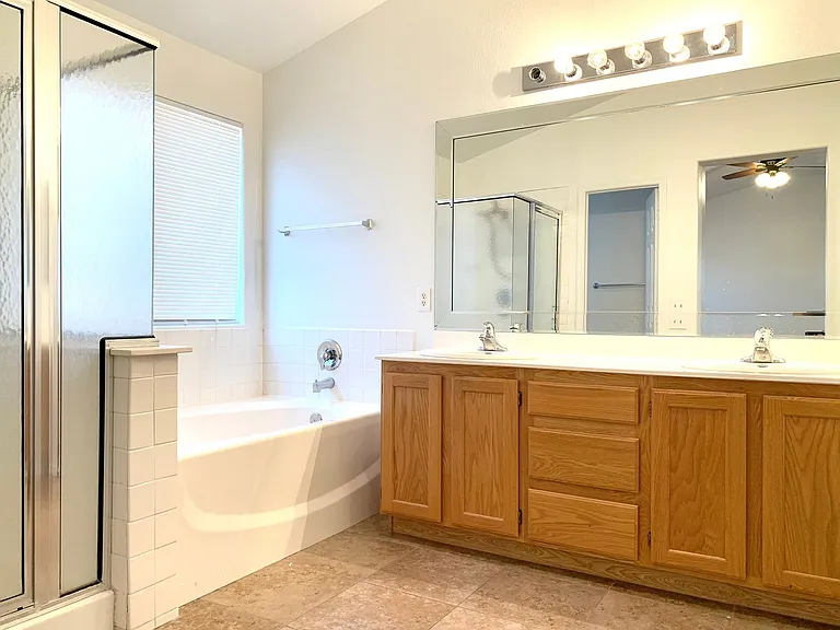 3821 Bombastic Ct — Photo 25
