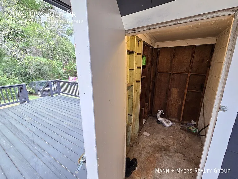 2061 Osceola Dr — Photo 22