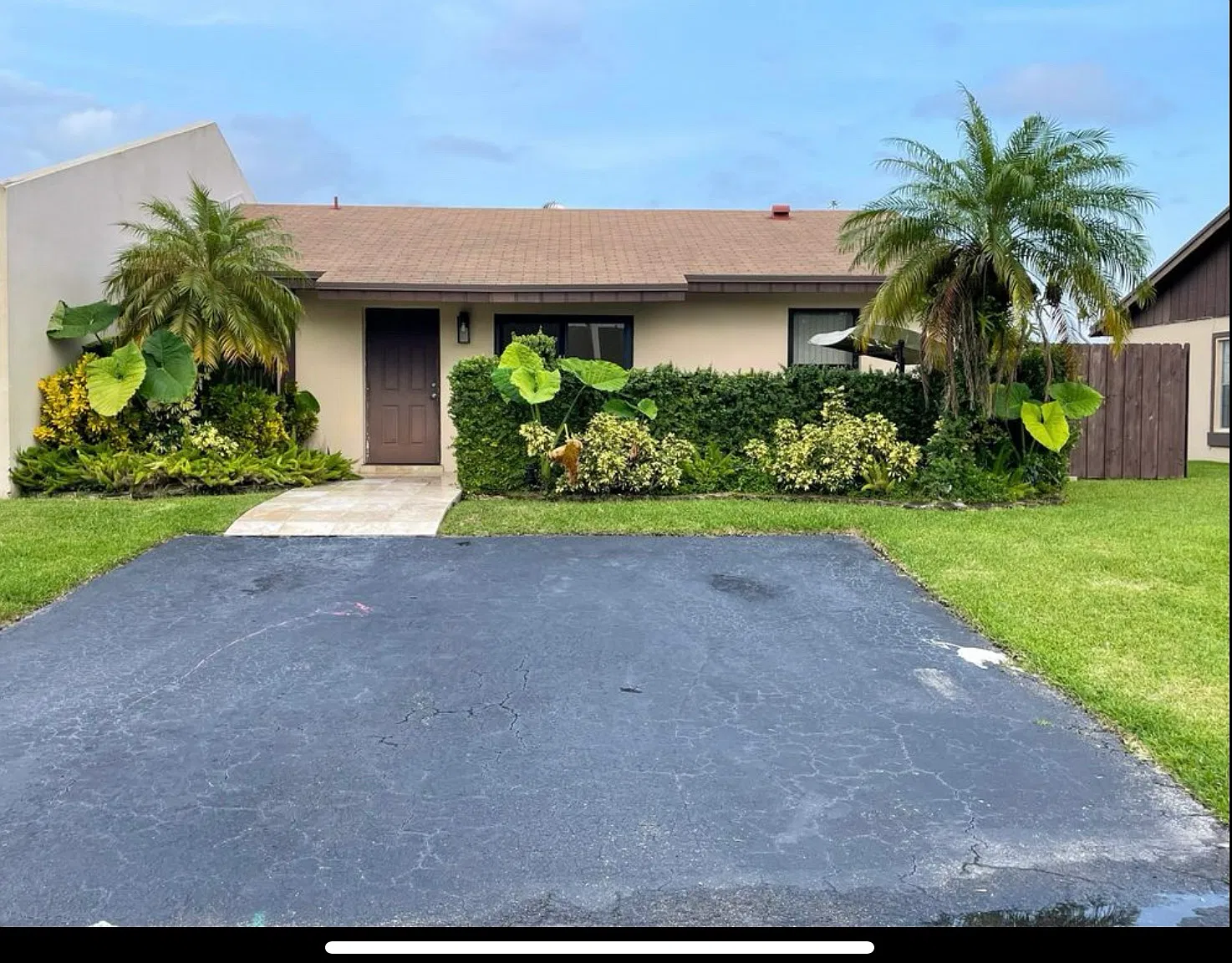 3 bed, 1015 sqft, $2,800 — Photo 2