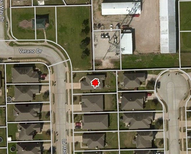 2nd image of 934 La Hacienda Dr