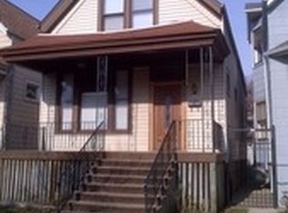 2920 N Whipple St, Chicago, IL 60618