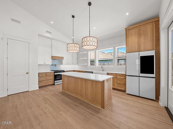 4th image of 21619 Marlin Ave