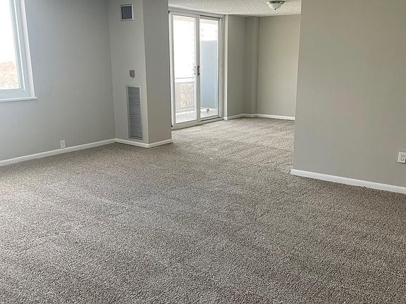 5th image of 1840 Frontage Rd APT 1103