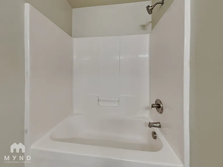 5146 Brooktree Dr — Photo 15