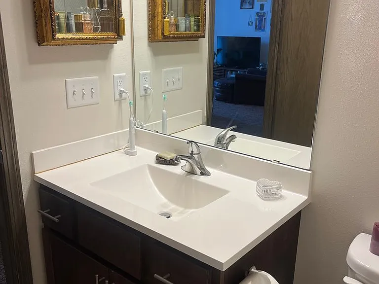 Pine Ridge Apartments — Photo 8