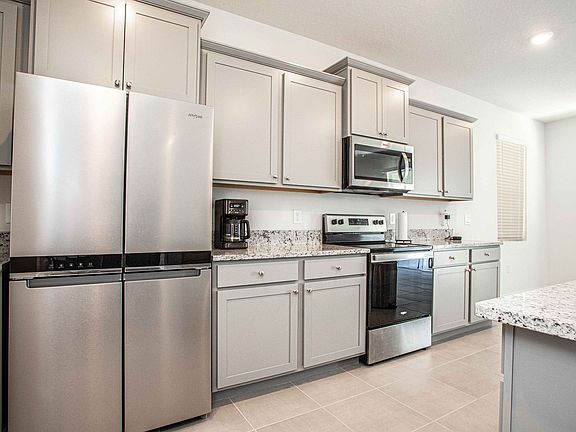 4th image of 5225 Sunshine Dr
