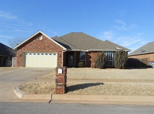 3608 NE Bradford St, Lawton, OK 73507
