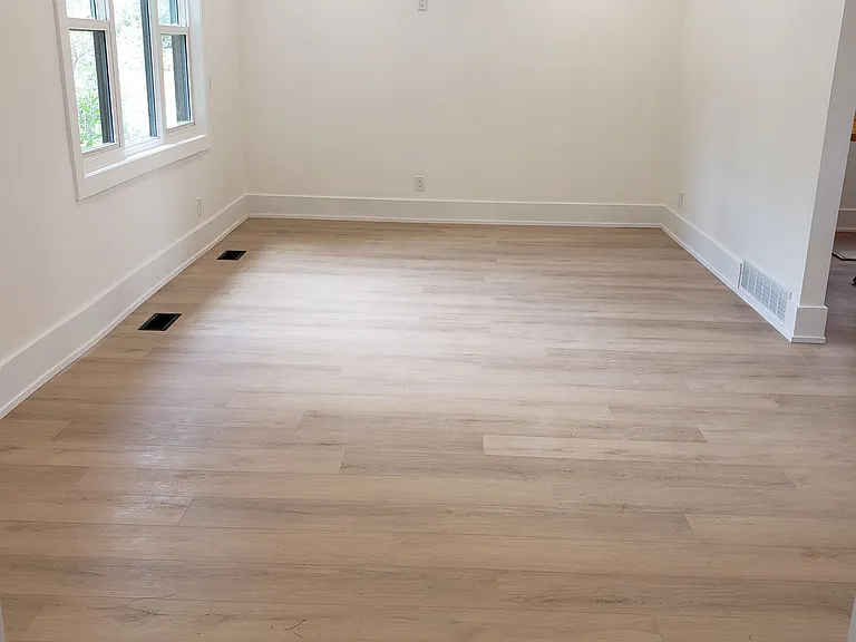 603 Anderson St #MAIN FLOOR — Photo 2