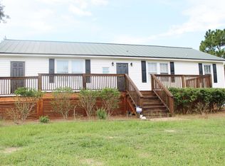 139 Wildflower Ln, Huger, SC 29450