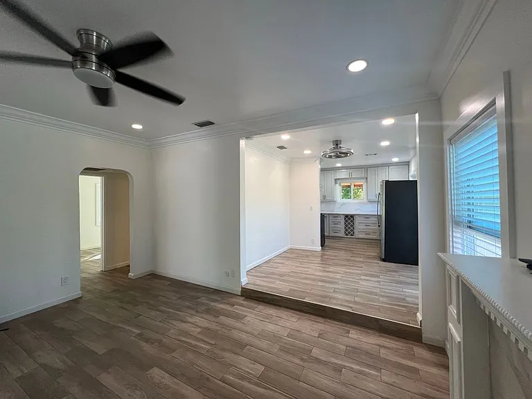 1011 San Pascual Ave — Photo 3