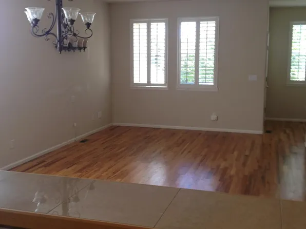 5162 Southern Cross Ln APT B, Fort Collins, CO 80528