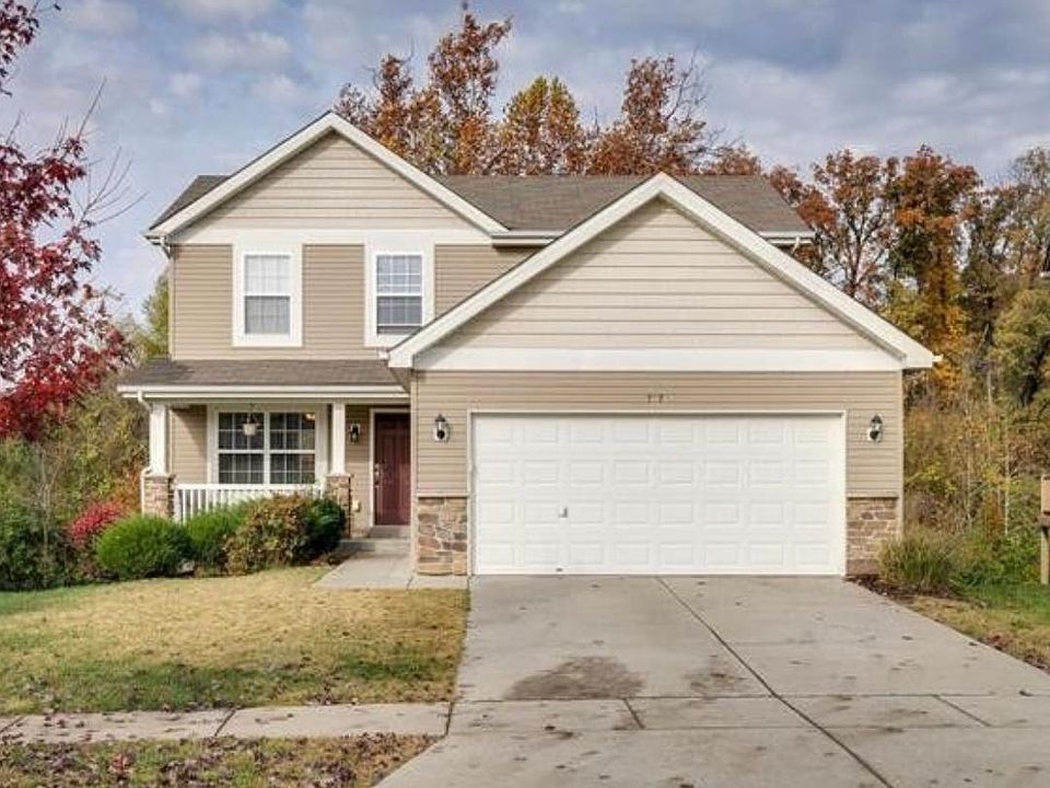 1st image of 717 Phoenix Dr