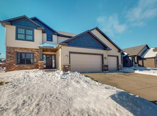 2273 Phoenix Rd SW, Rochester, MN 55902