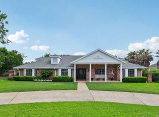 211 CHATTINGTON CT, Castle Hills, TX 78213