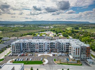 4 Kimberly Ln #509, Collingwood, ON L9Y 0Z7