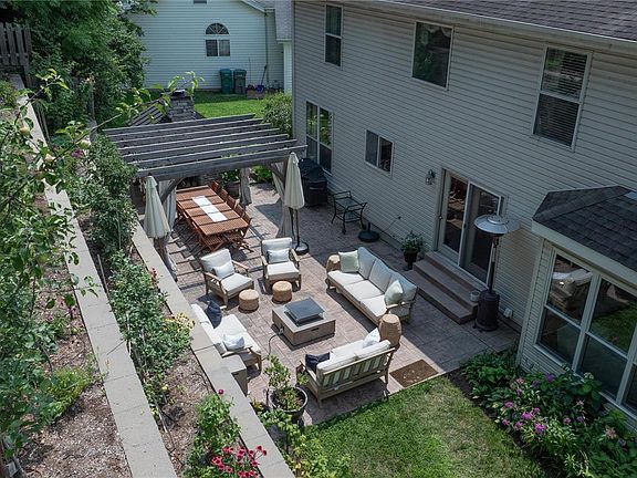 5th image of 3009 Summerfield Manor Dr