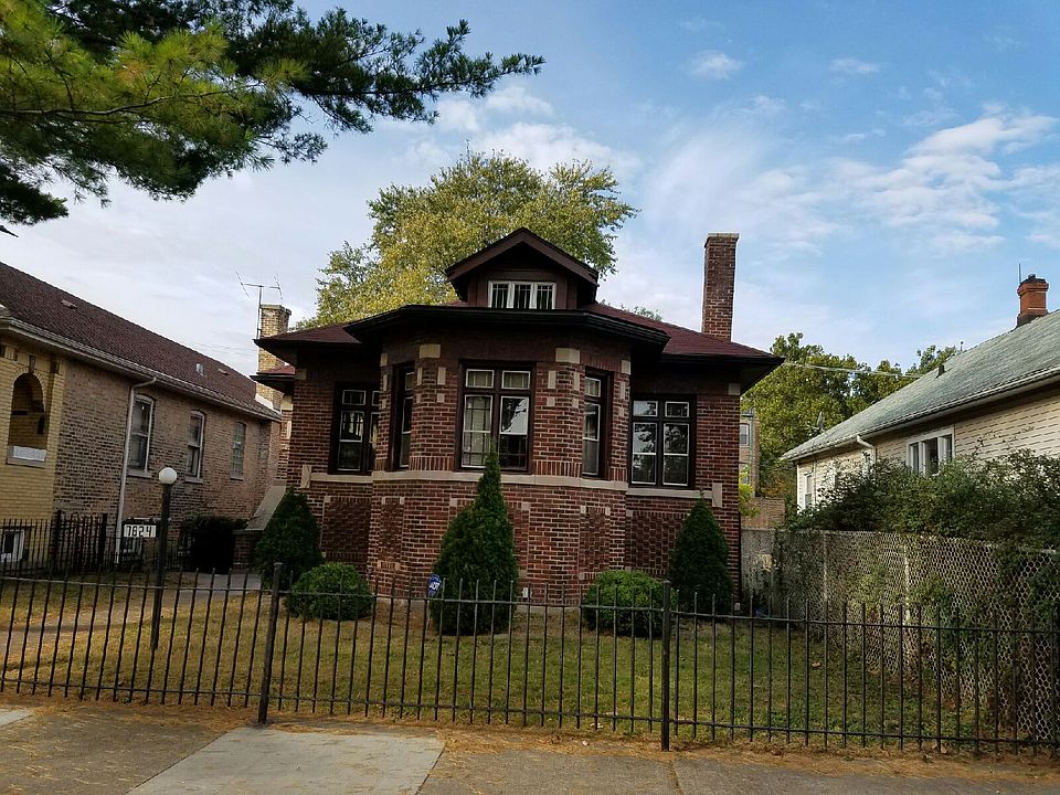 7824 S. Clyde Ave.