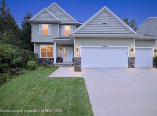 6980 Abbey Ln #86, Grand Ledge, MI 48837