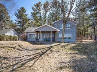 8940 W Silver Lake Rd, Mears, MI 49436