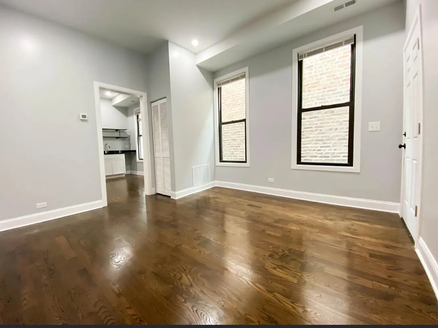 2 bed, 675 sqft, $1,875 — Photo 3