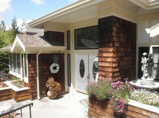 25 Thunderbird Dr, Novato, CA 94949