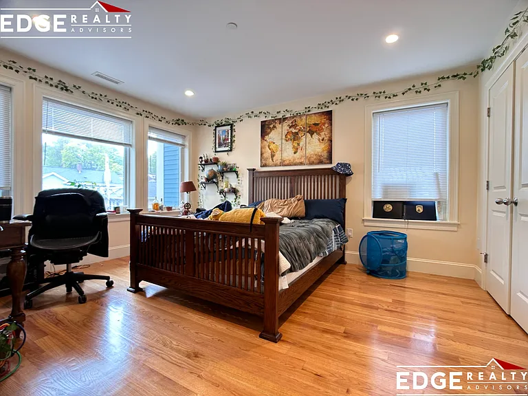 122 Tremont St — Photo 6