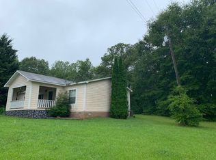 315 4th St W, Fruithurst, AL 36262
