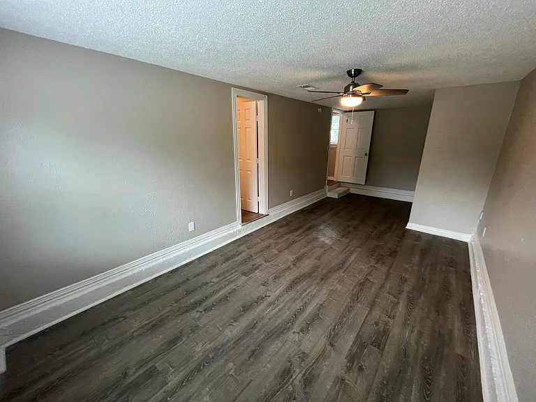 2423 Lolita Dr — Photo 5