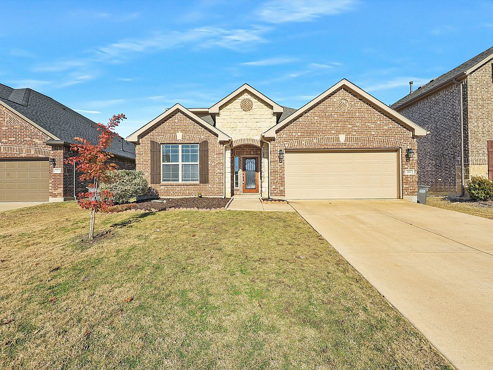 1st image of 2617 Sunstar Dr