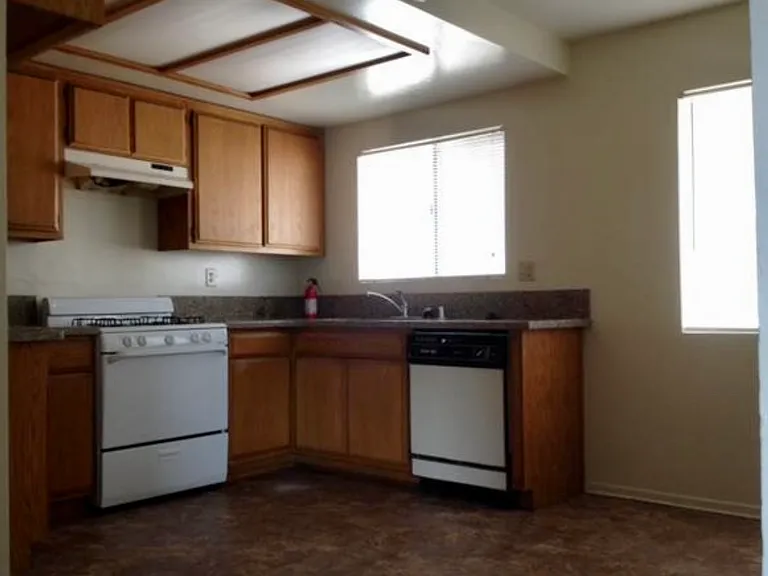 1018 S Montebello Blvd #C — Photo 6