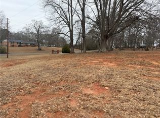 129 Bentley Dr, Belton, SC 29627