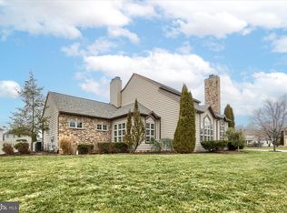 2521 Cousler Cir, York, PA 17404