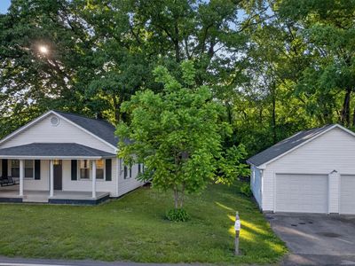 321 Water St, Peterstown, WV, 24963