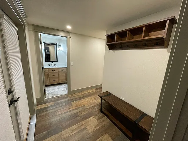 6710 Hillside Way — Photo 26