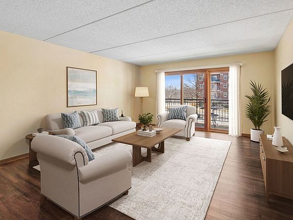 4th image of 5225 N Riversedge Ter APT 201