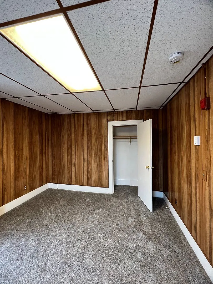 19 E State St. 10 Unit — Photo 2