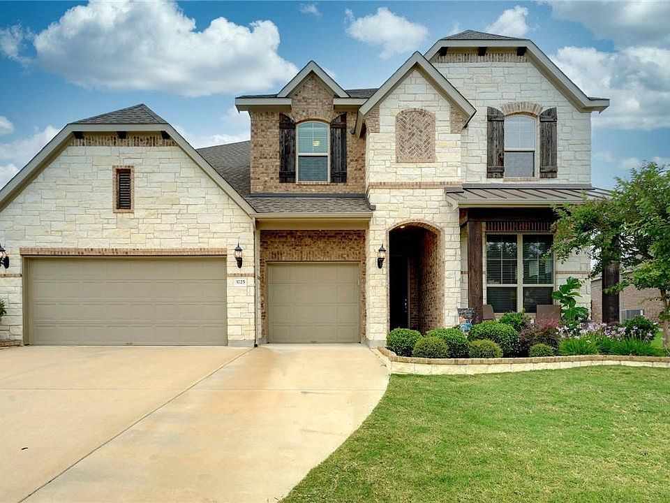 1st image of 3725 Carya Dr