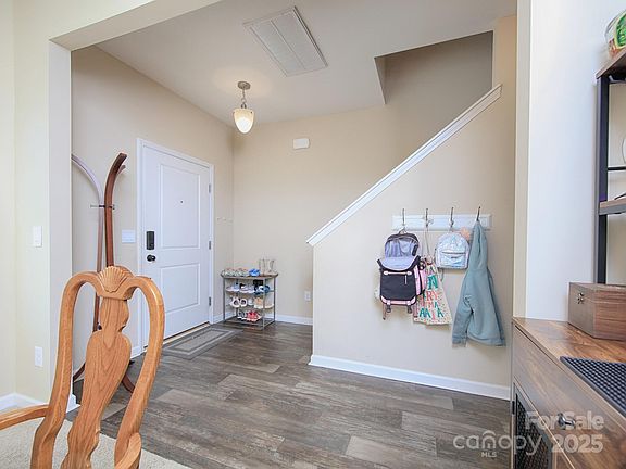 5th image of 2605 Andes Dr