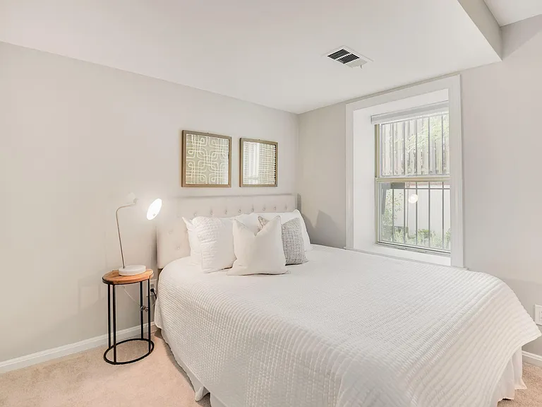 1930 New Hampshire Ave NW #2 — Photo 16