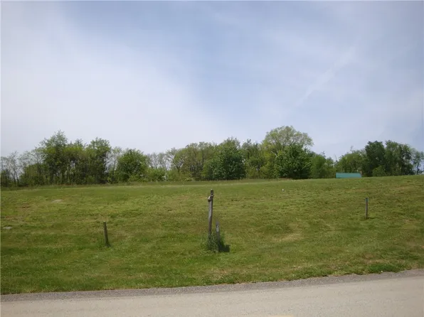 715 Victoria Way, Derry, PA 15627