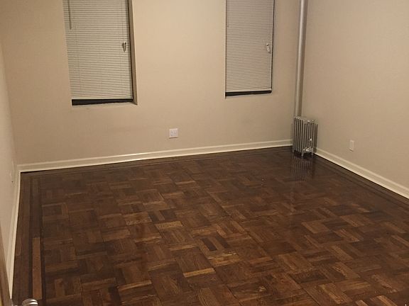 4th image of 2416 38th Ave #2D