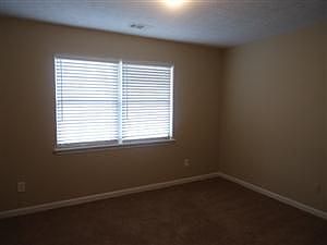 3rd image of 2965 Hampton Valley Dr