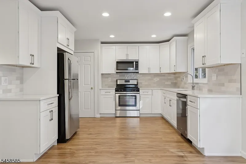 2 bed, 2.5 bath, $3,350 — Photo 1