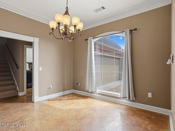 5th image of 179 Copper Ridge Ln