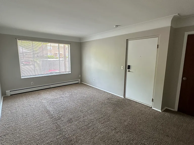 9495 Reading Rd — Photo 22
