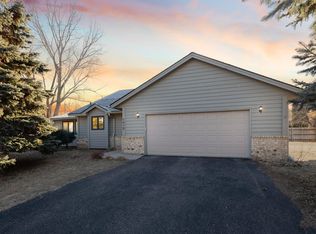 1412 Oster Dr, Eagan, MN 55121
