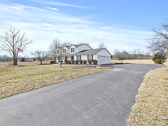 3rd image of 1216 Winding Creek Ln