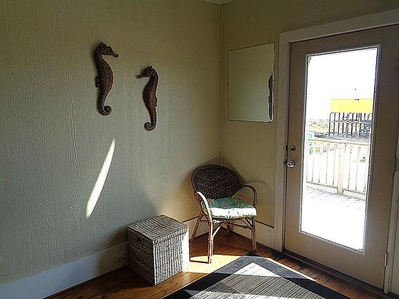 5th image of 2407 Audubon Ave