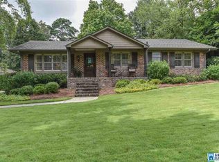 1852 Montclaire Dr, Vestavia Hills, AL 35216